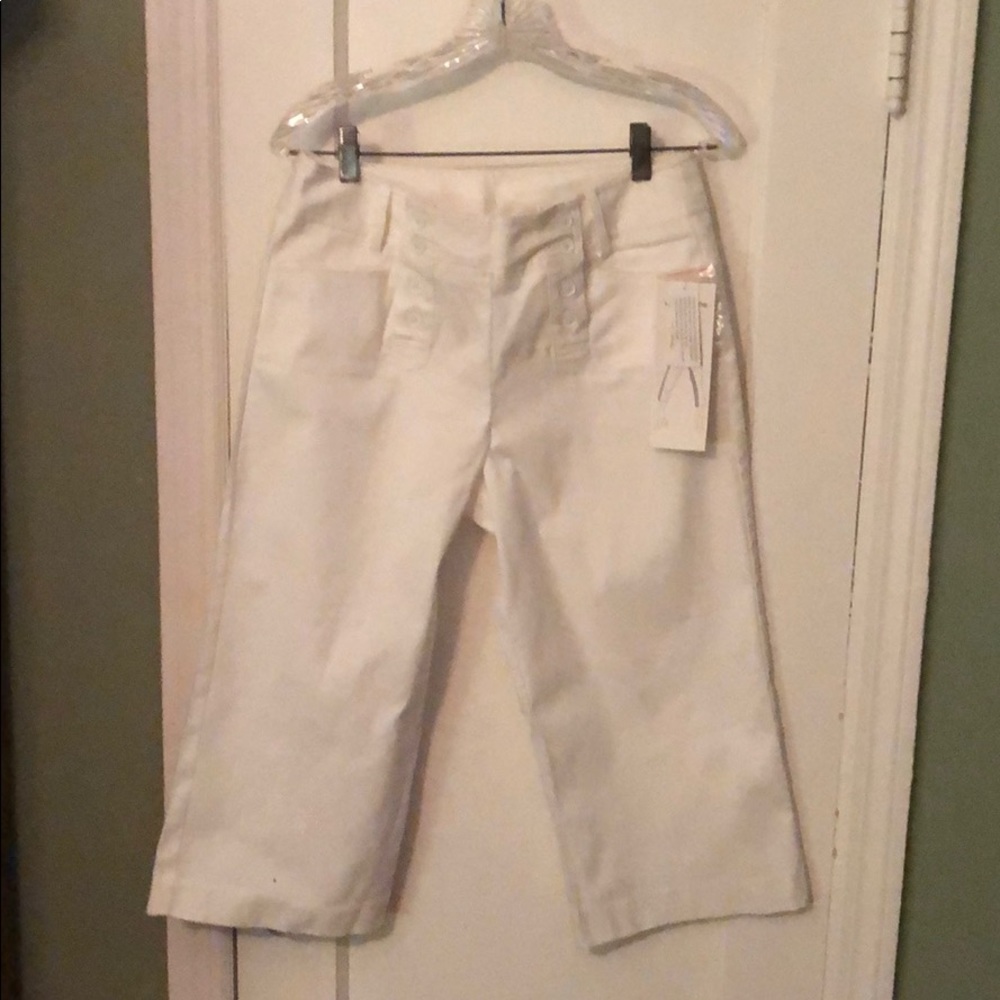 Larry Levine white twill crop pant 8 petite